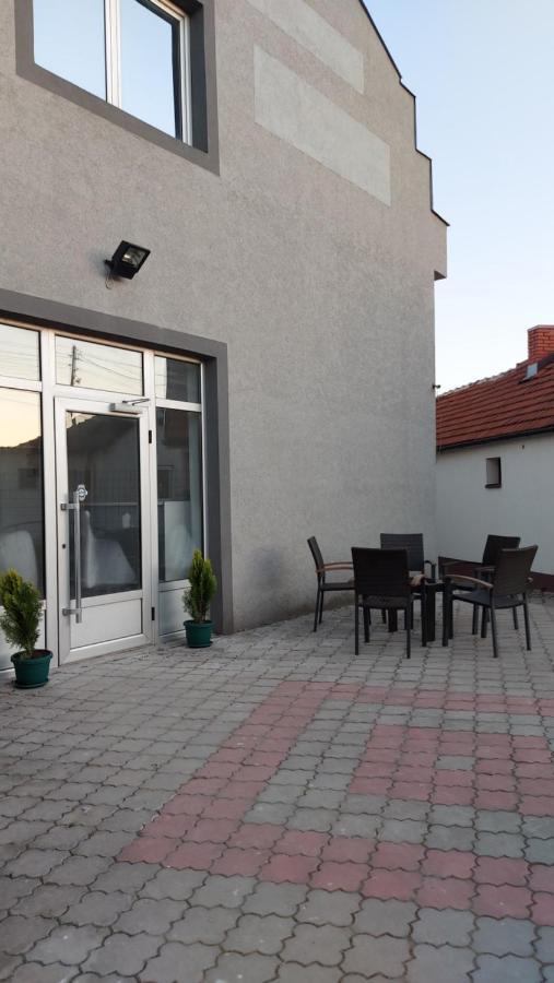Apartman Mladenovic Apartment Zajecar Exterior photo